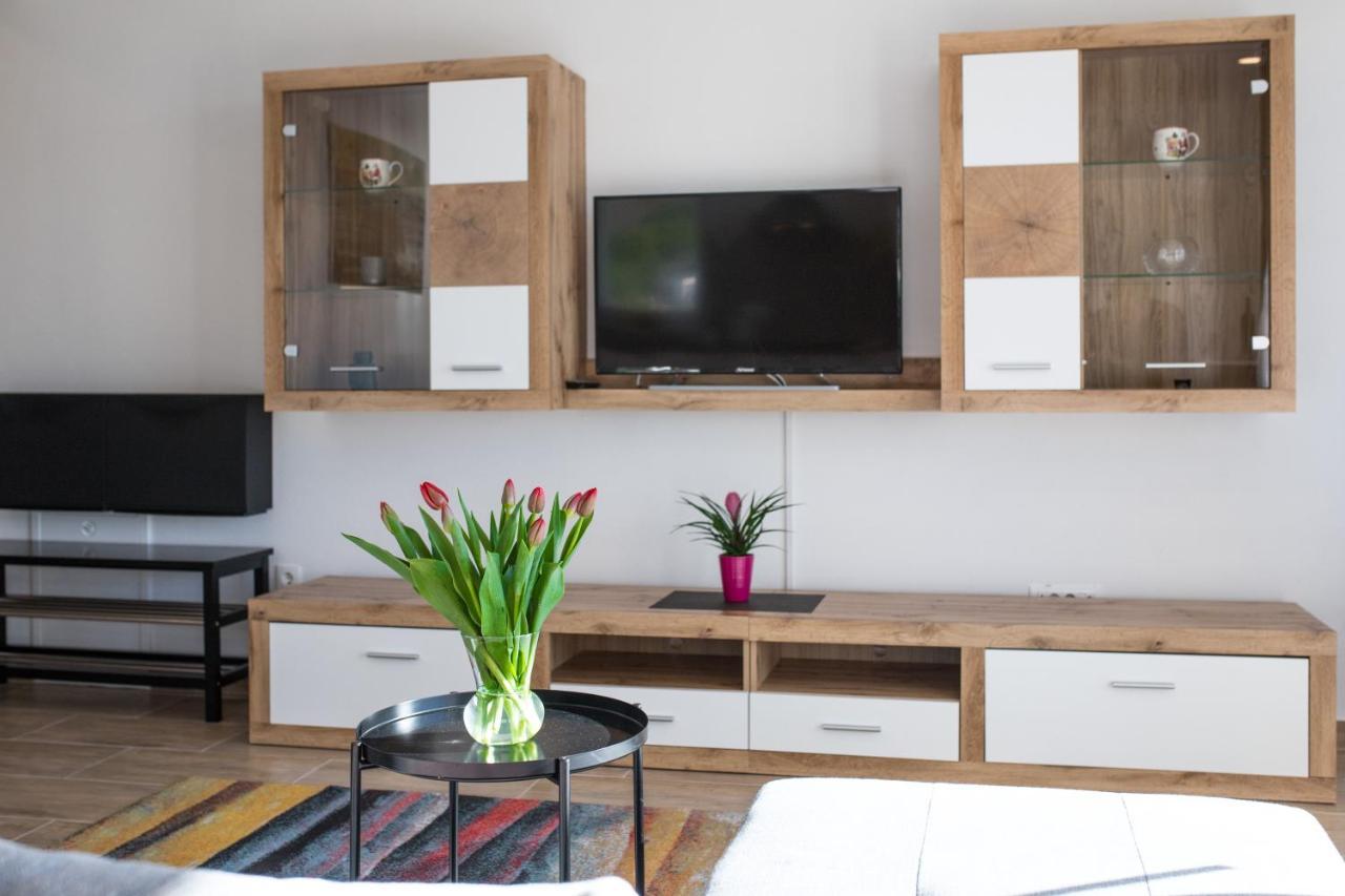 Apartment Maris Макарска Екстериор снимка