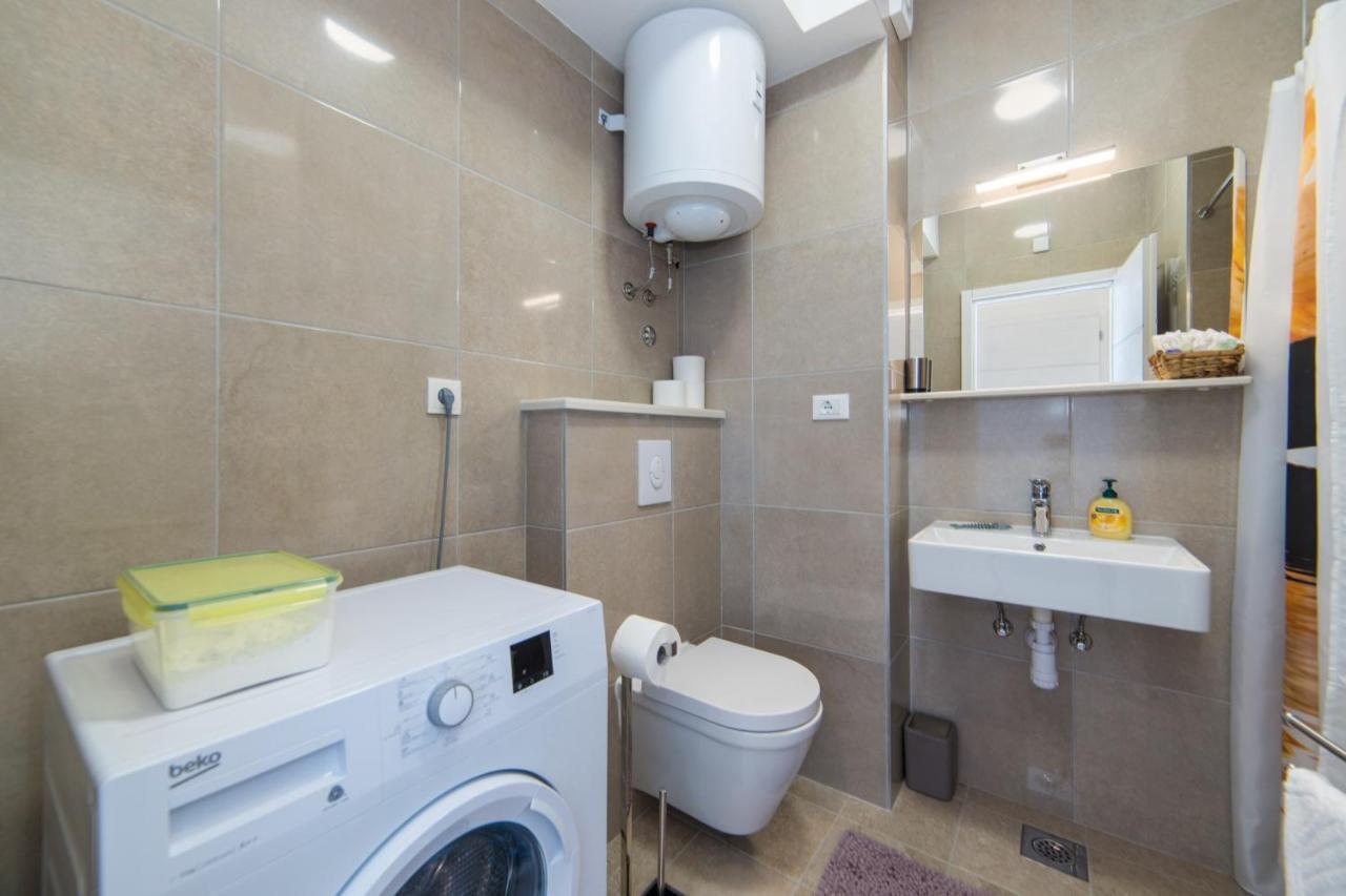 Apartment Maris Макарска Екстериор снимка
